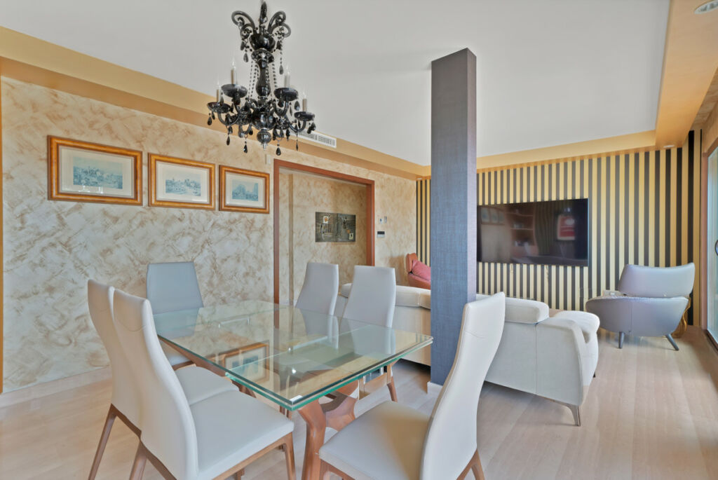 Penthouse Nueva Andalucía Málaga - image 18