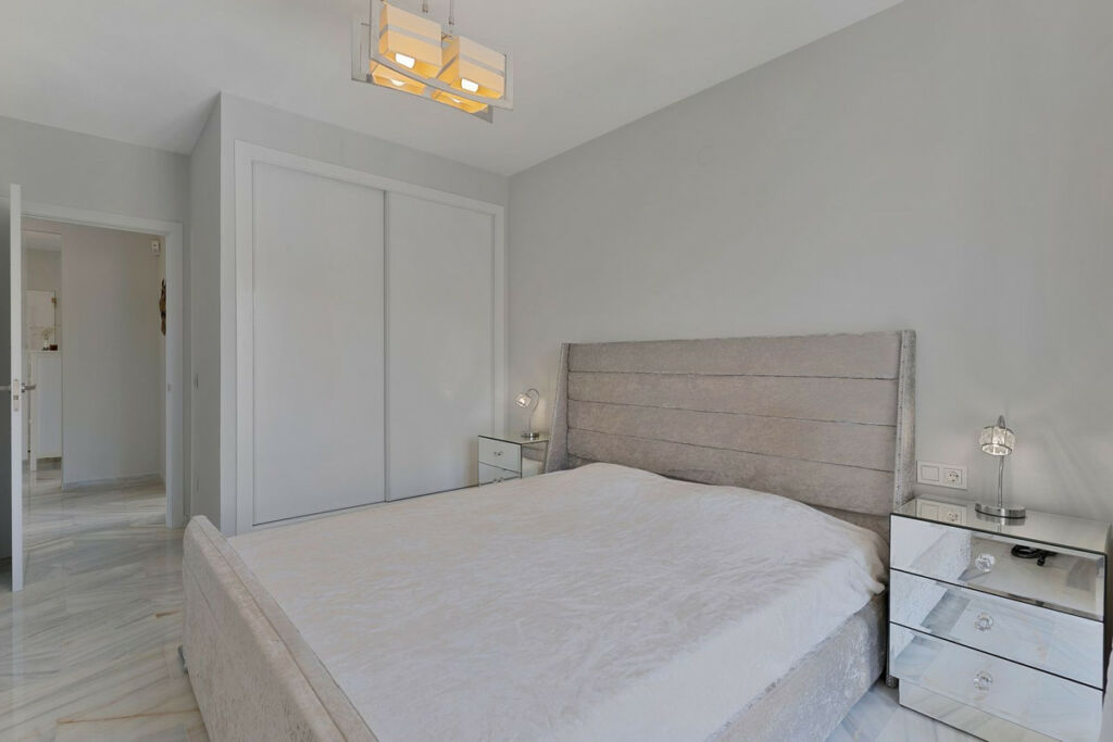 Penthouse Bel Air Málaga - image 19