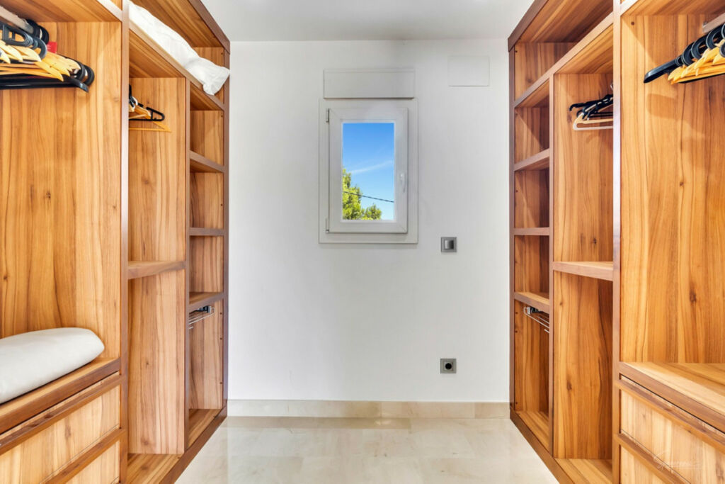 Detached Villa Benissa Alicante - image 19