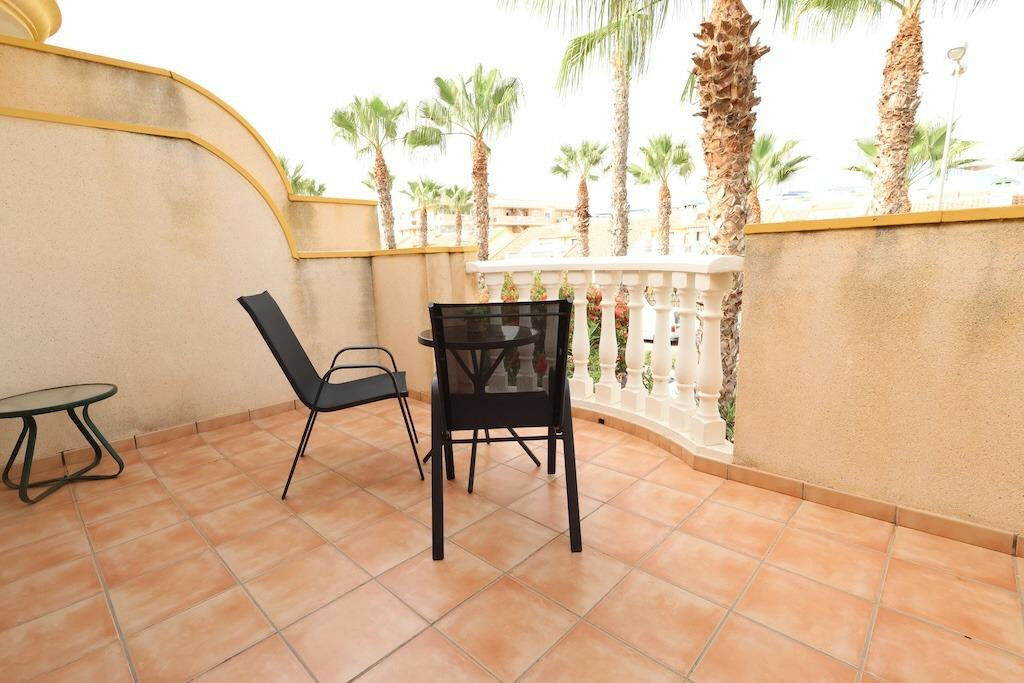 Detached Villa Cabo Roig Alicante - image 19