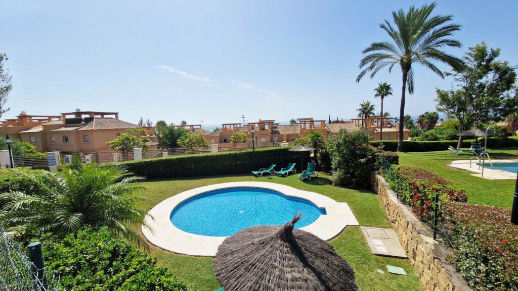 Semi-Detached House Estepona Málaga - image 19