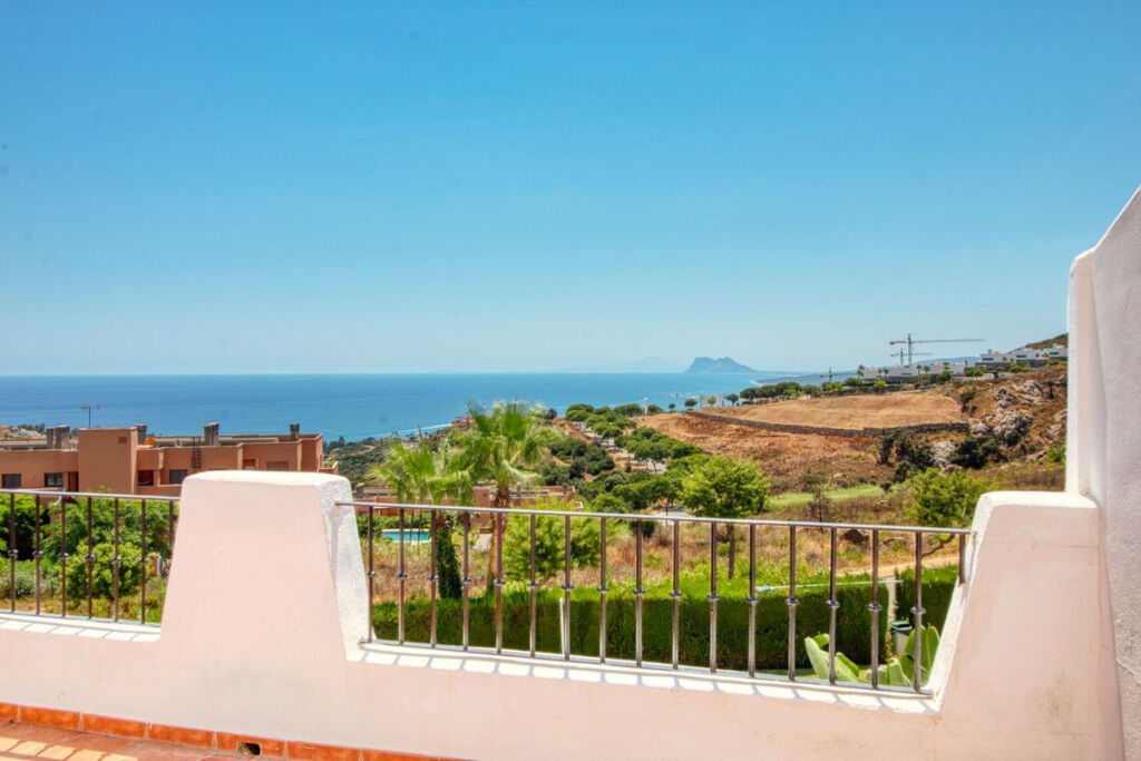 Townhouse Manilva Málaga - image 19