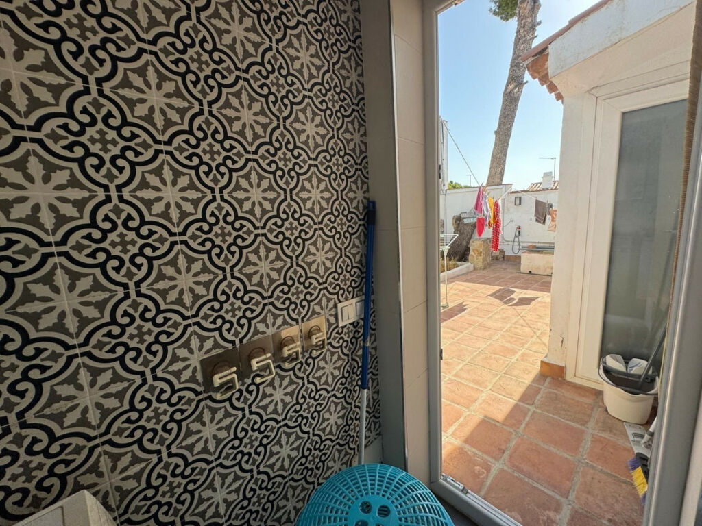 Detached Villa Benalmadena Pueblo Málaga - image 19