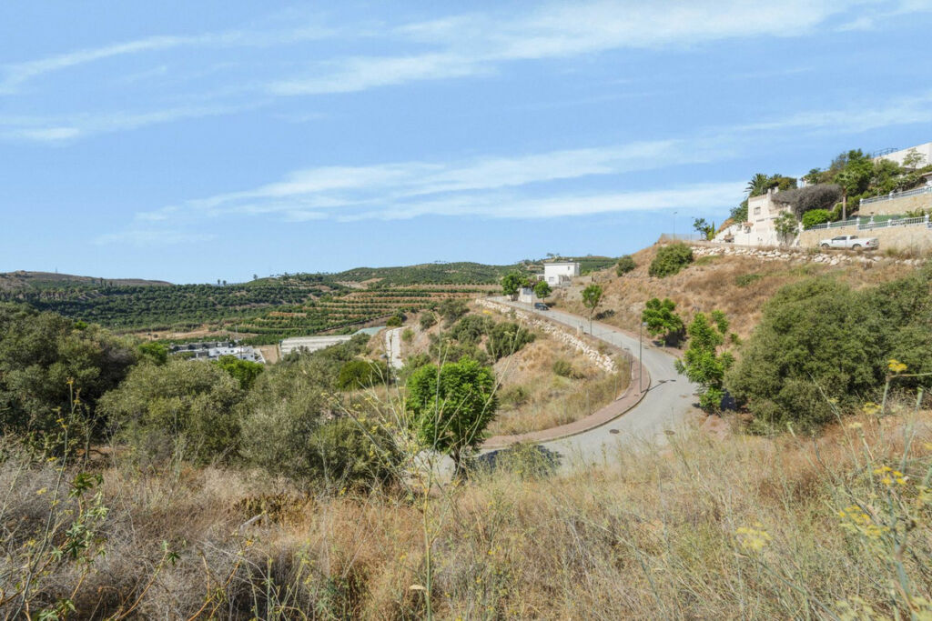 Residential Plot Almayate Málaga - image 19
