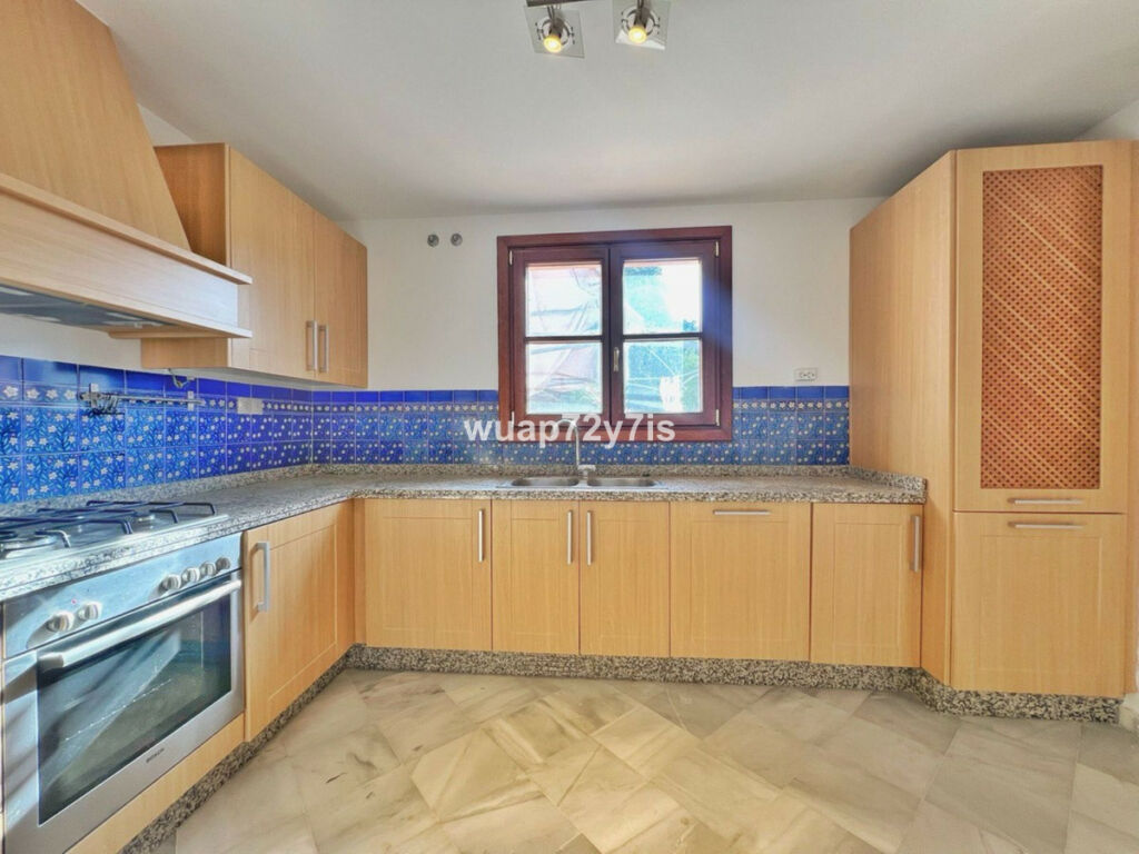 Semi-Detached House Benahavís Málaga - image 19