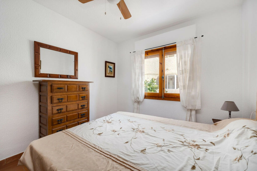 Middle Floor Apartment La Mata Alicante - image 19
