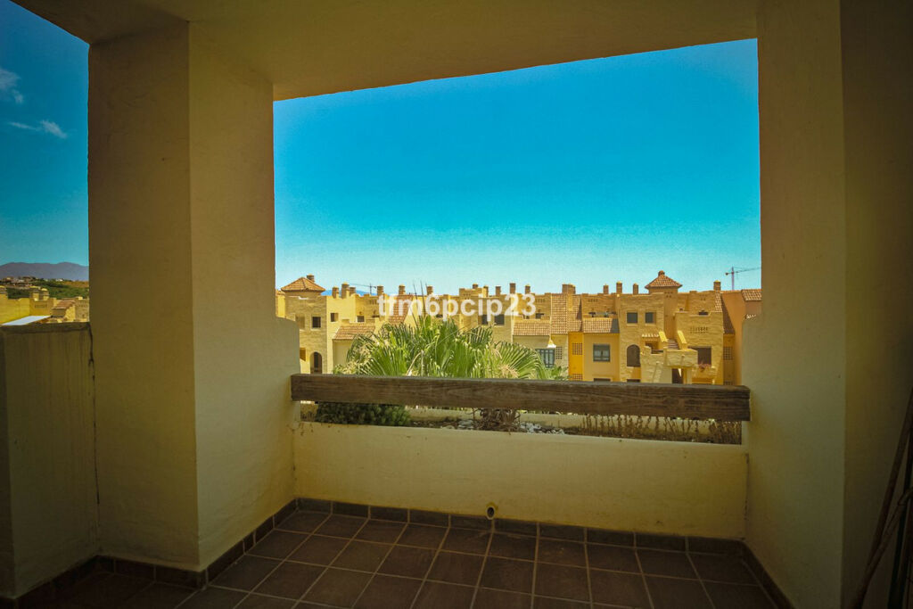 Middle Floor Apartment La Duquesa Málaga - image 19