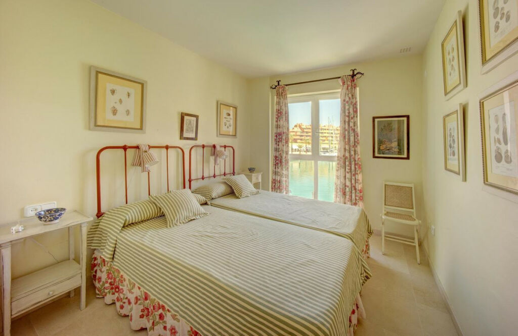 Middle Floor Apartment Sotogrande Marina Cádiz - image 19