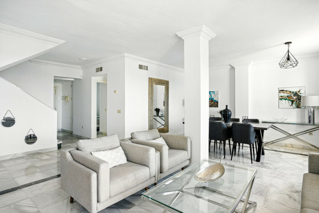 Penthouse The Golden Mile Málaga - image 20