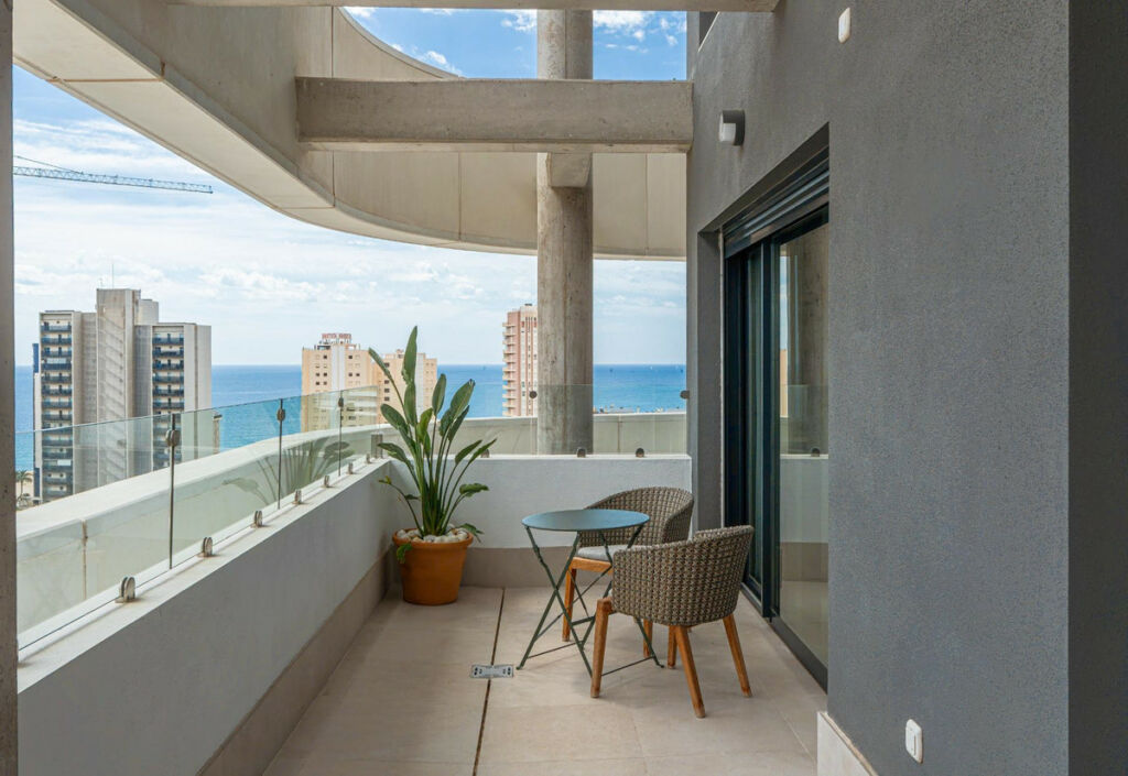 Middle Floor Apartment Calpe Alicante - image 19