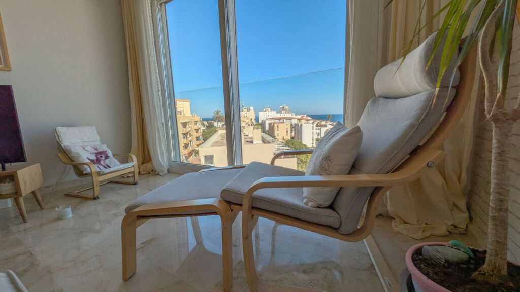 Penthouse Duplex Estepona Málaga - image 3