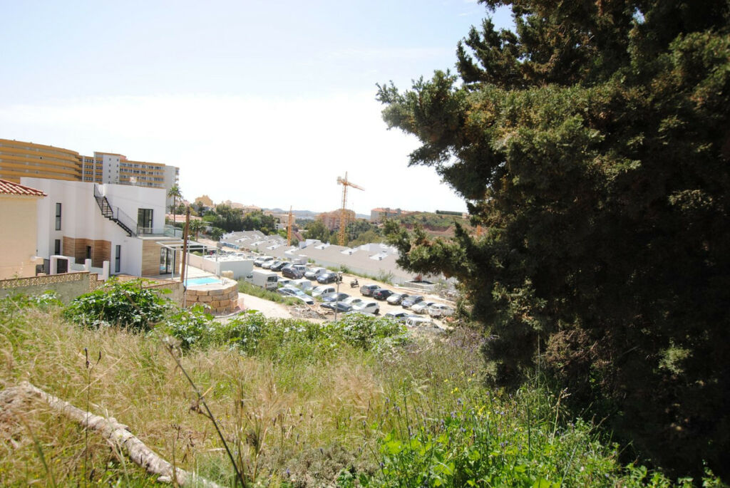 Residential Plot Fuengirola Málaga - image 2