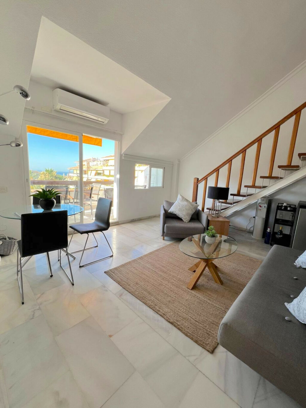 Duplex The Golden Mile Málaga - image 2