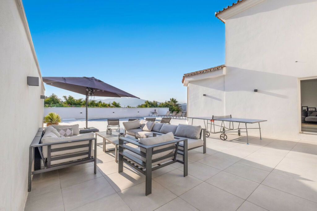 Detached Villa Cerros del Aguila Málaga - image 2