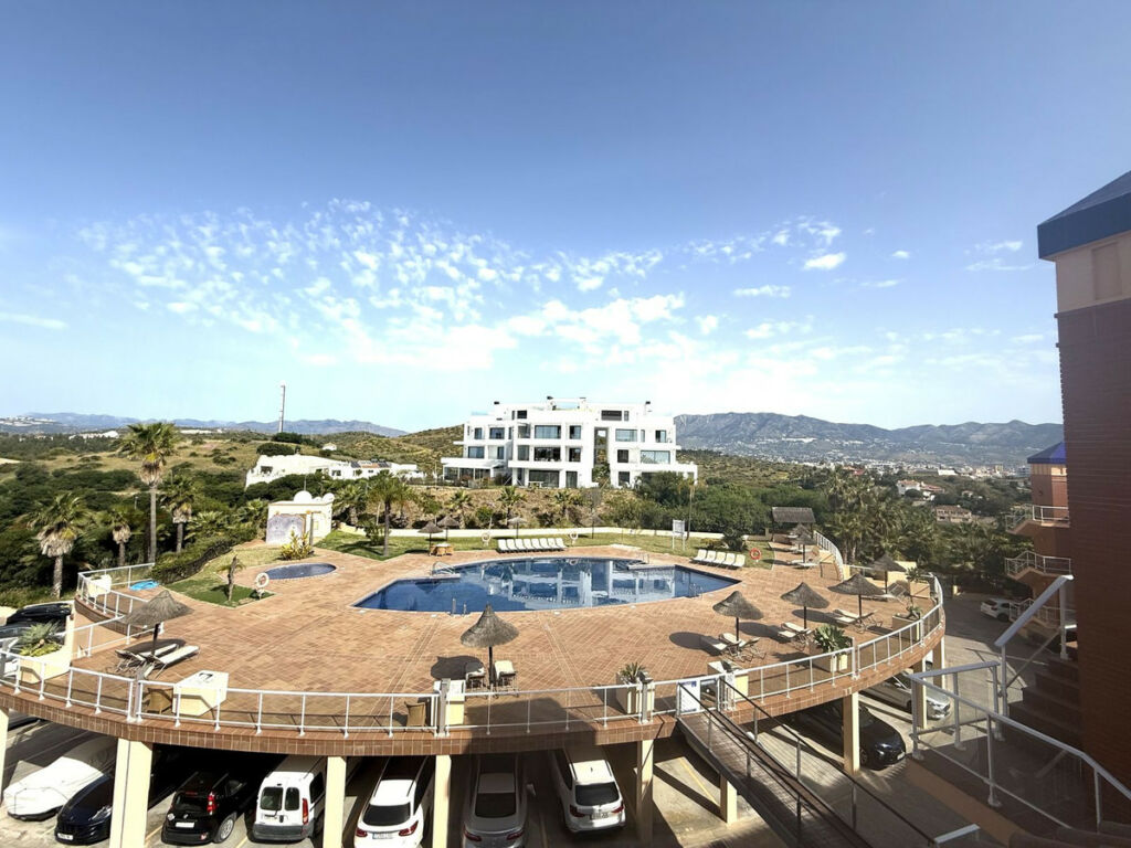 Penthouse El Faro Málaga - image 2