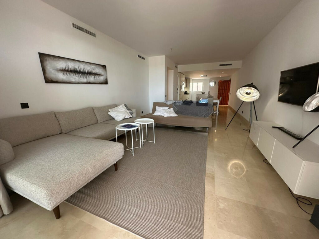 Ground Floor Apartment Nueva Andalucía Málaga - image 2