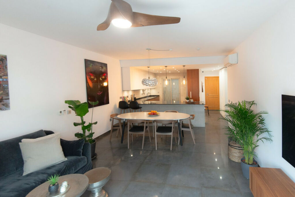 Top Floor Apartment Fuengirola Málaga - image 2