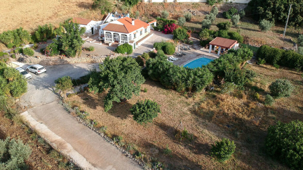 Finca - Cortijo Villanueva De La Concepcion Málaga - image 2