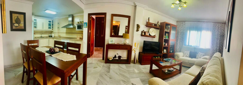 Middle Floor Apartment Guaro Málaga - image 2