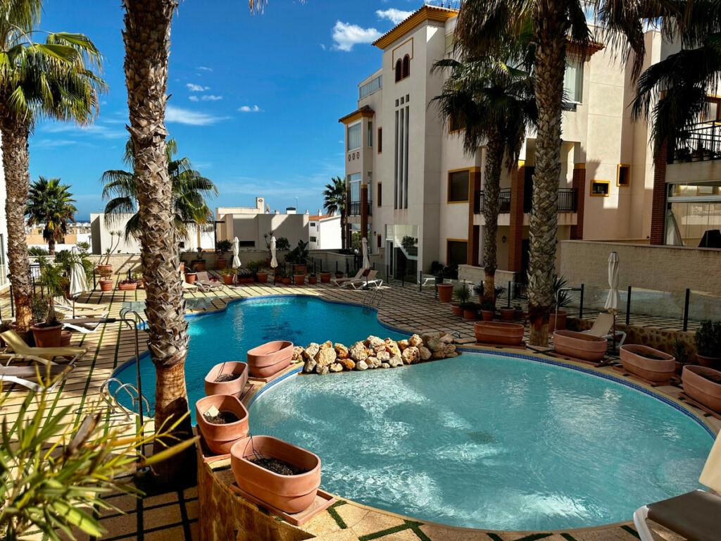 Penthouse Guardamar del Segura Alicante - image 2