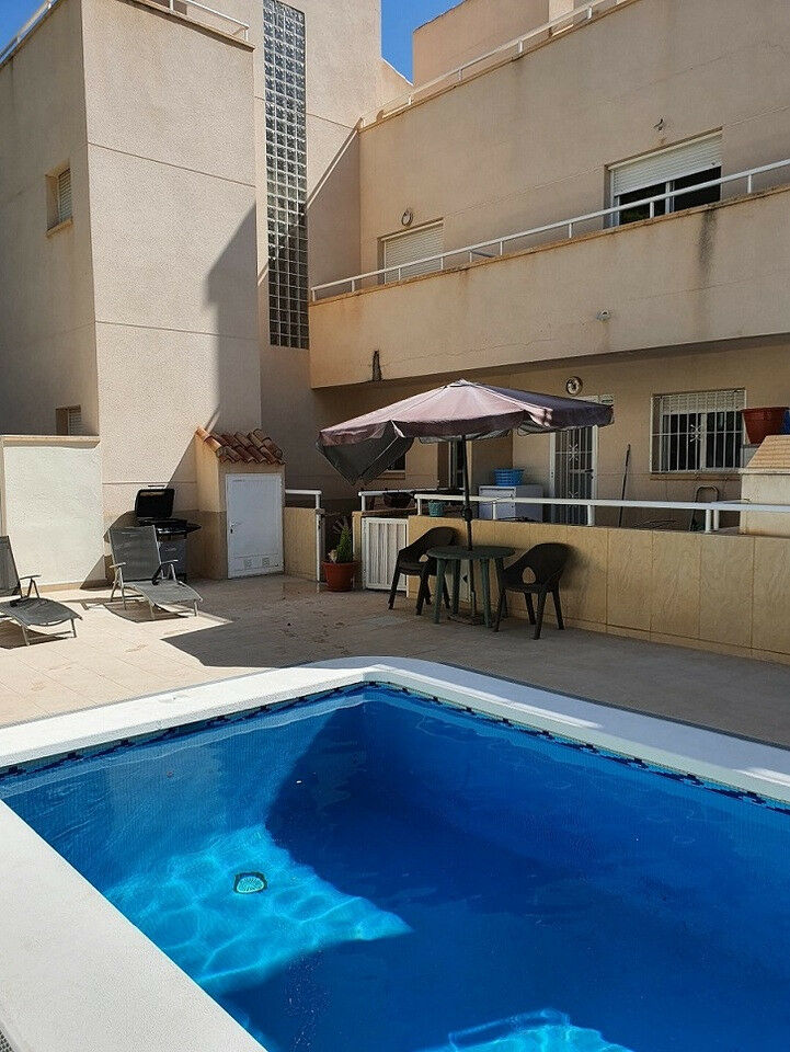 Townhouse Playa Flamenca Alicante - image 2