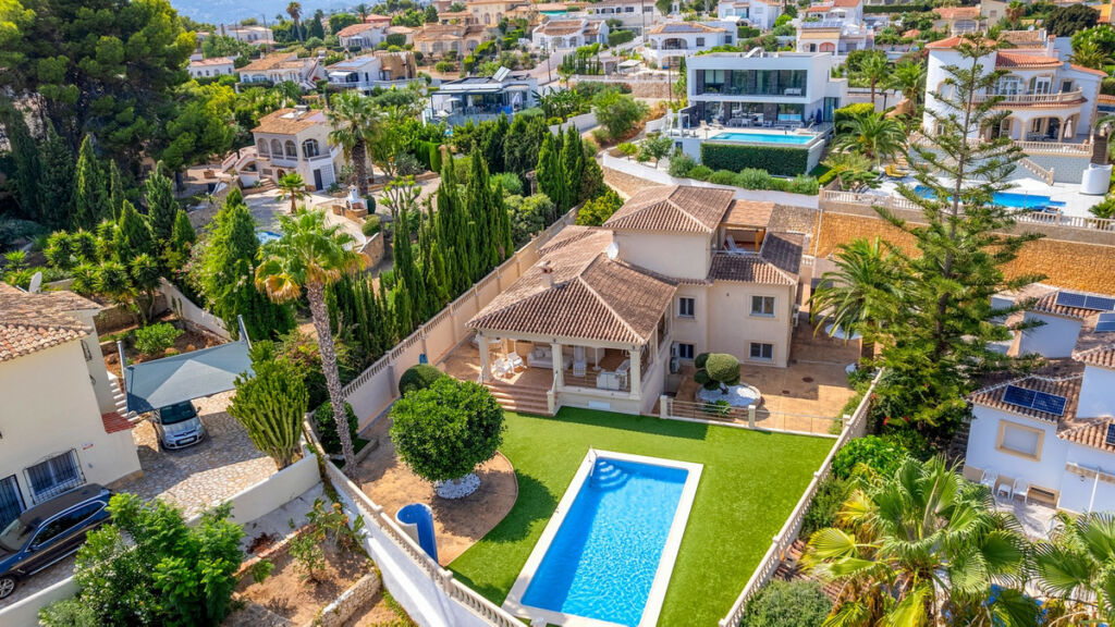 Detached Villa Benissa Alicante - image 2