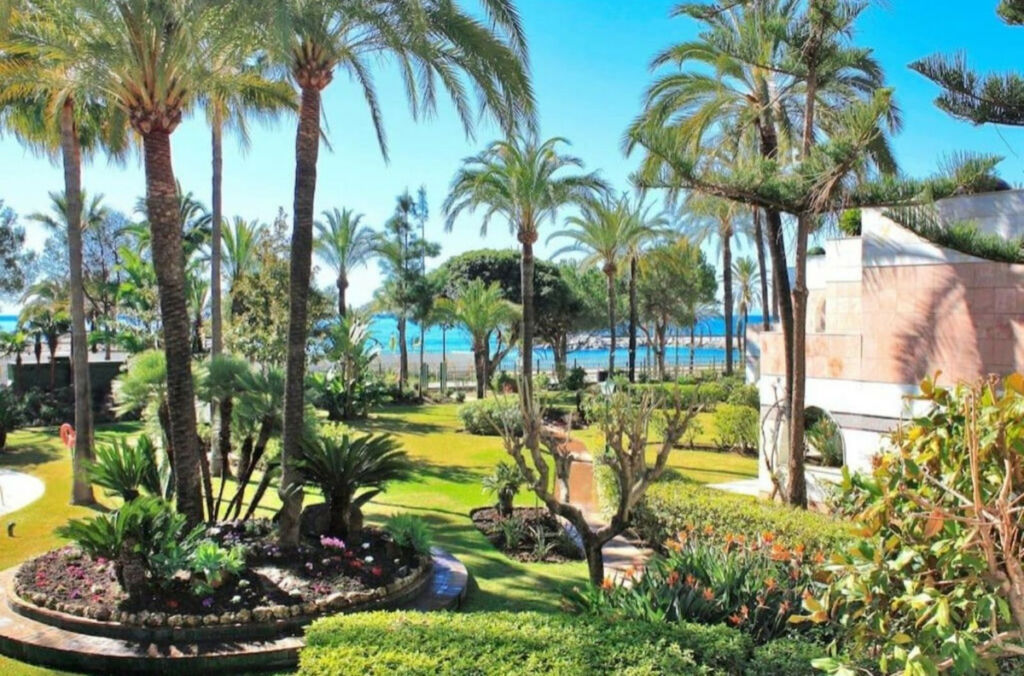 Duplex Puerto Banús Málaga - image 2