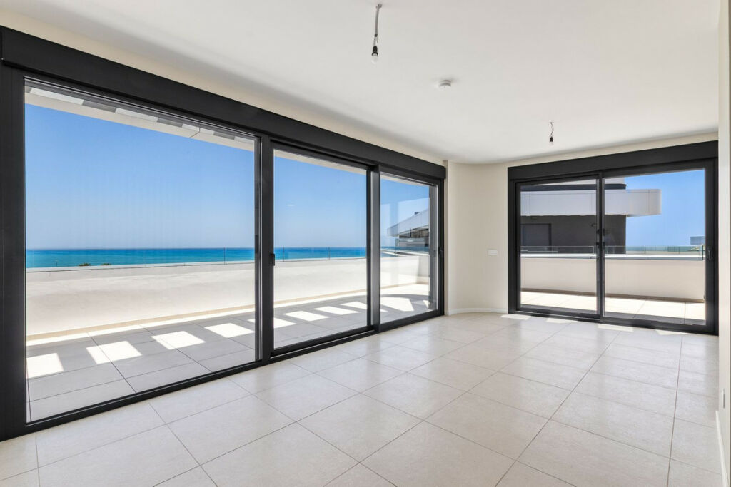 Penthouse Playamar Málaga - image 2