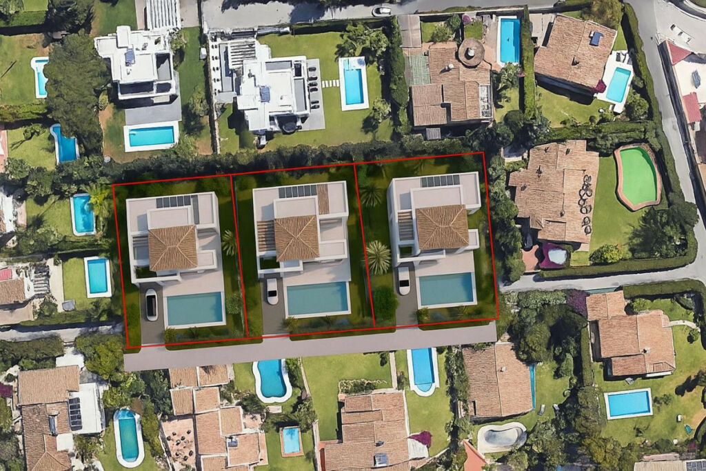Residential Plot Atalaya Málaga - image 2