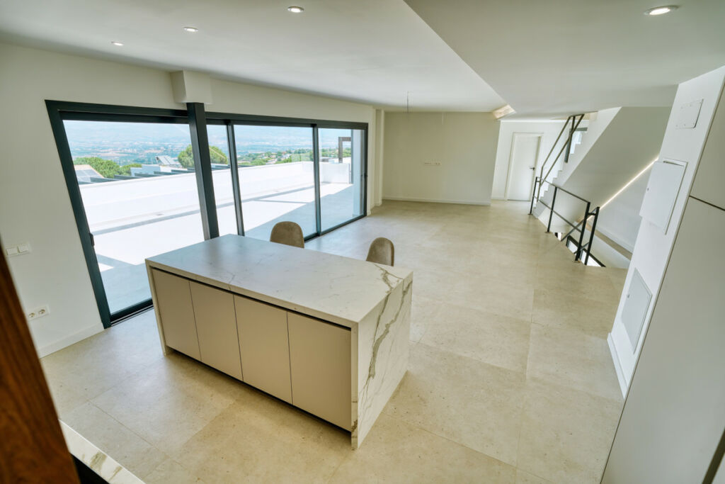 Detached Villa Alhaurín de la Torre Málaga - image 2
