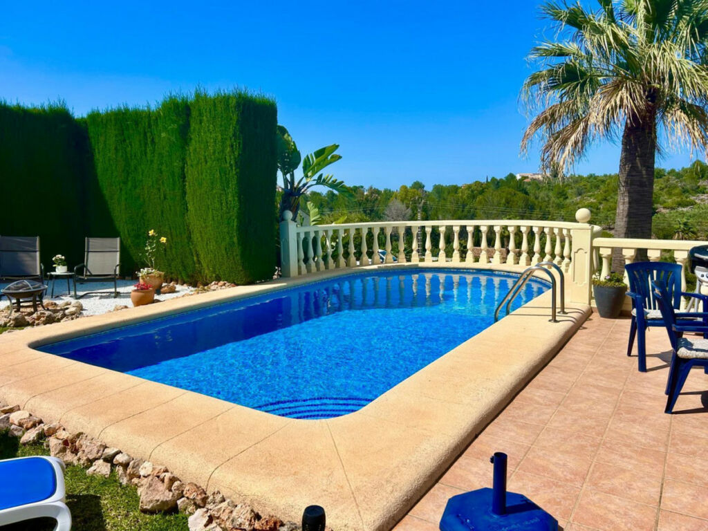 Detached Villa Rafol de Almunia Alicante - image 2