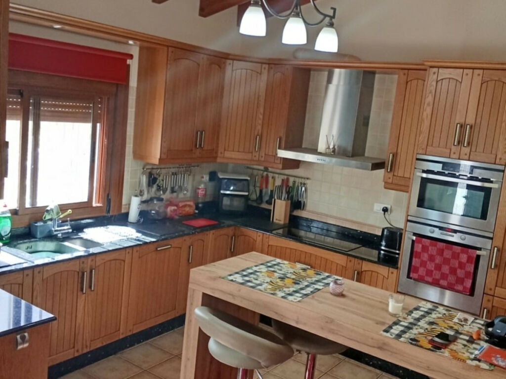 Detached Villa Puerto Lumbreras Murcia - image 2