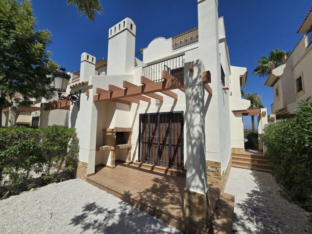 Detached Villa La Finca Golf Alicante - image 2