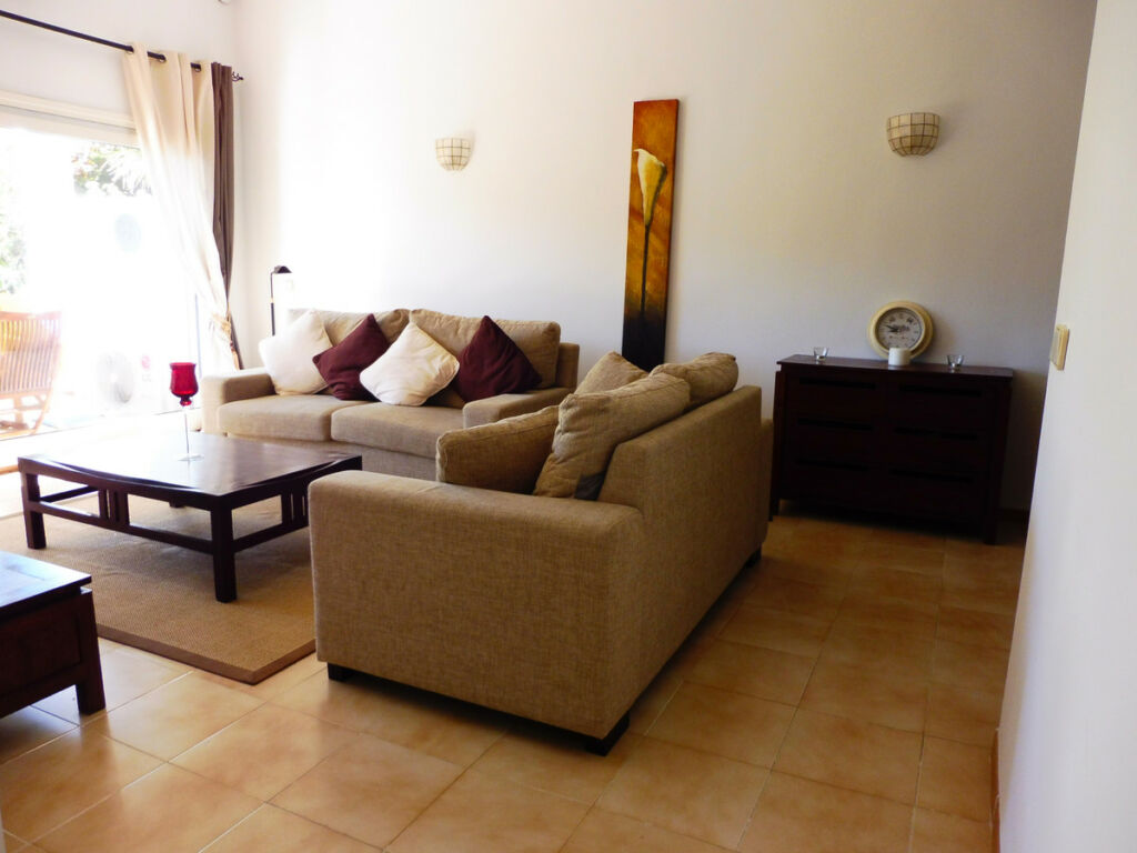 Ground Floor Apartment Marbella Málaga - image 2