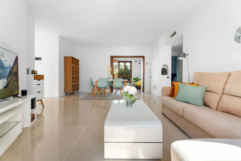 Middle Floor Apartment Puerto Banús Málaga