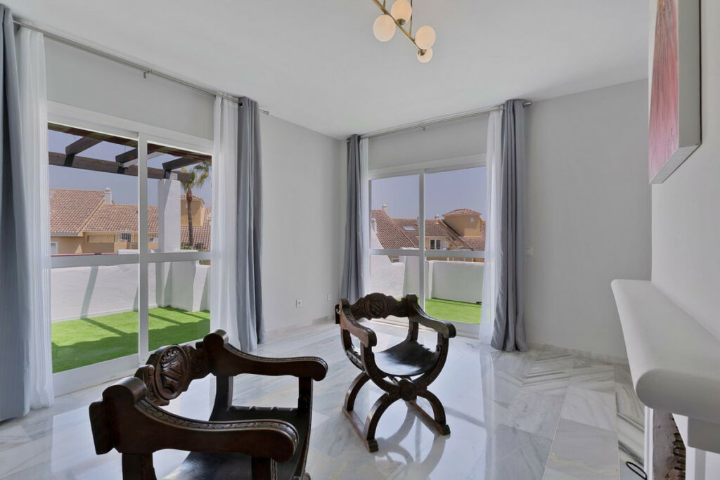 Penthouse Bel Air Málaga - image 2