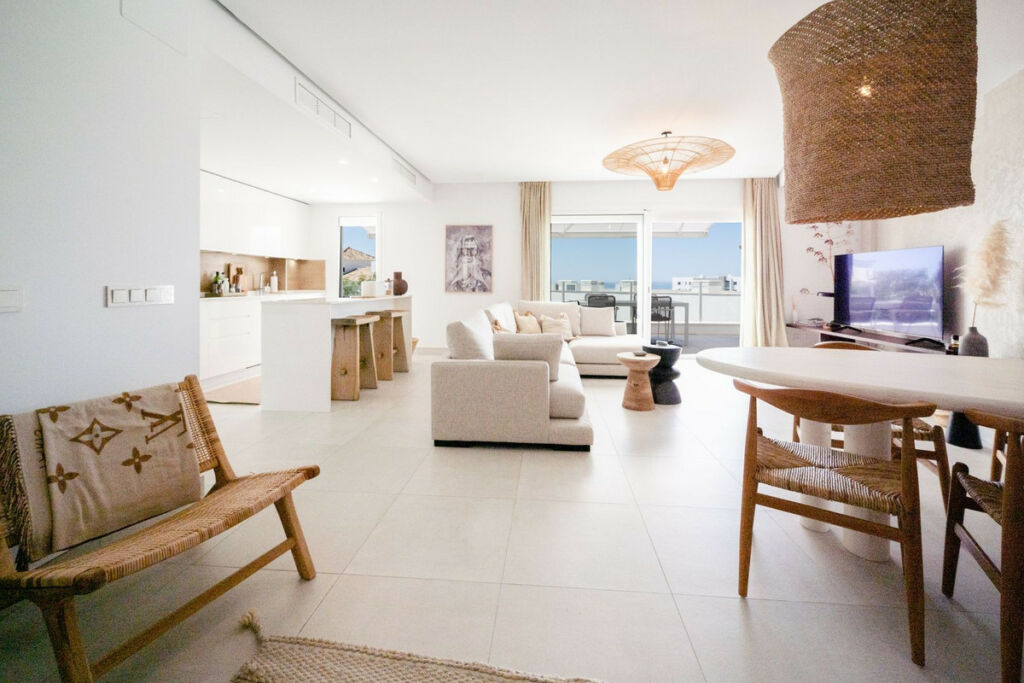 Penthouse Duplex Altos de los Monteros Málaga - image 2
