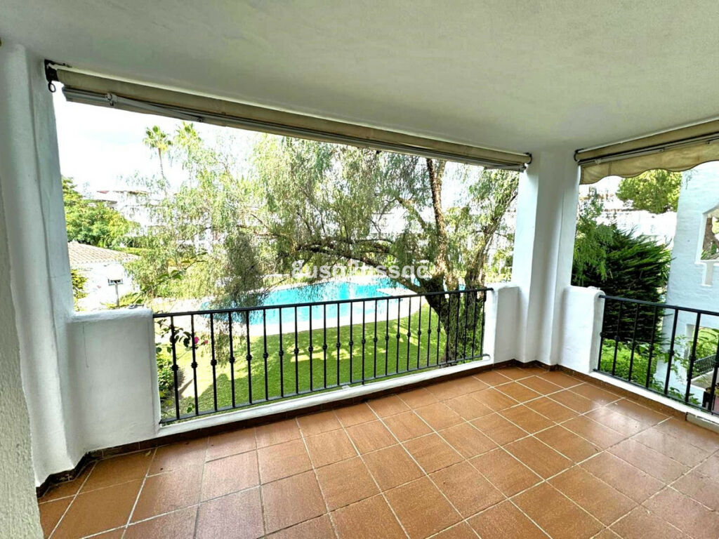 Middle Floor Apartment Costalita Málaga - image 5