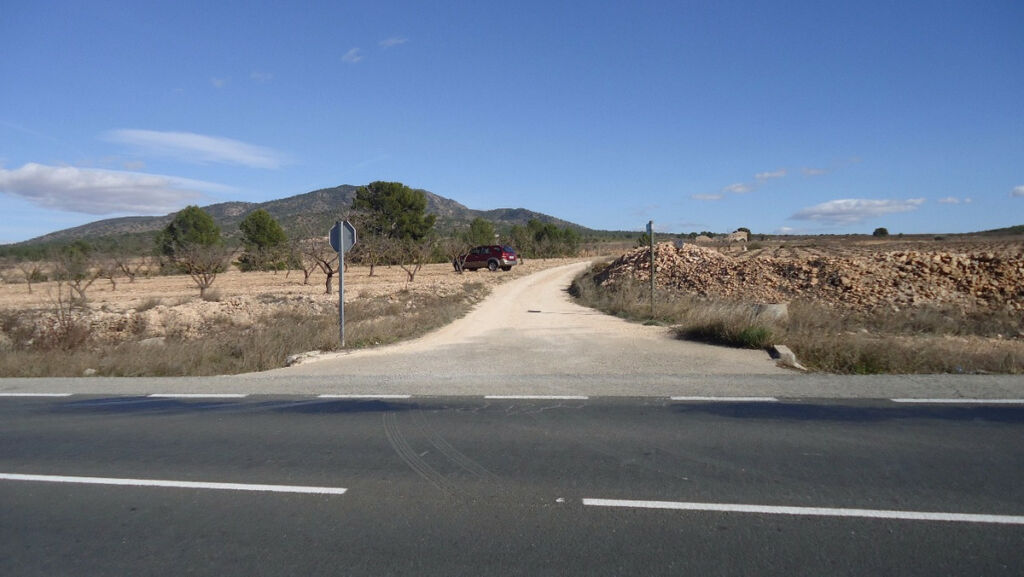 Land Yecla Murcia - image 2
