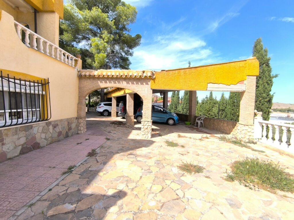 Detached Villa Yecla Murcia - image 2