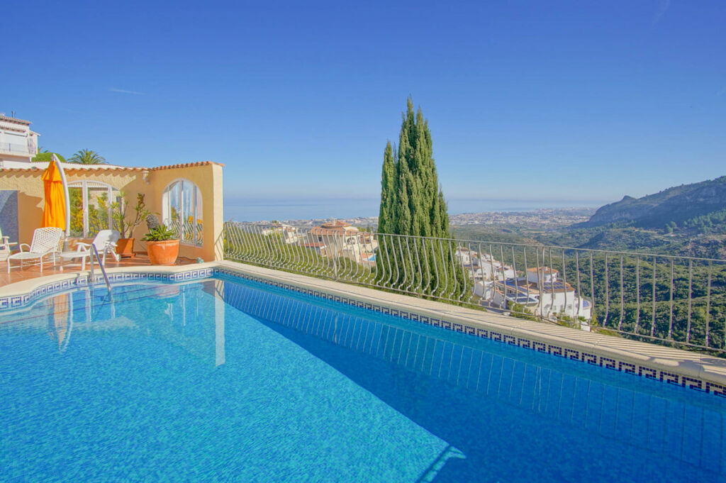Detached Villa Pego Alicante - image 2