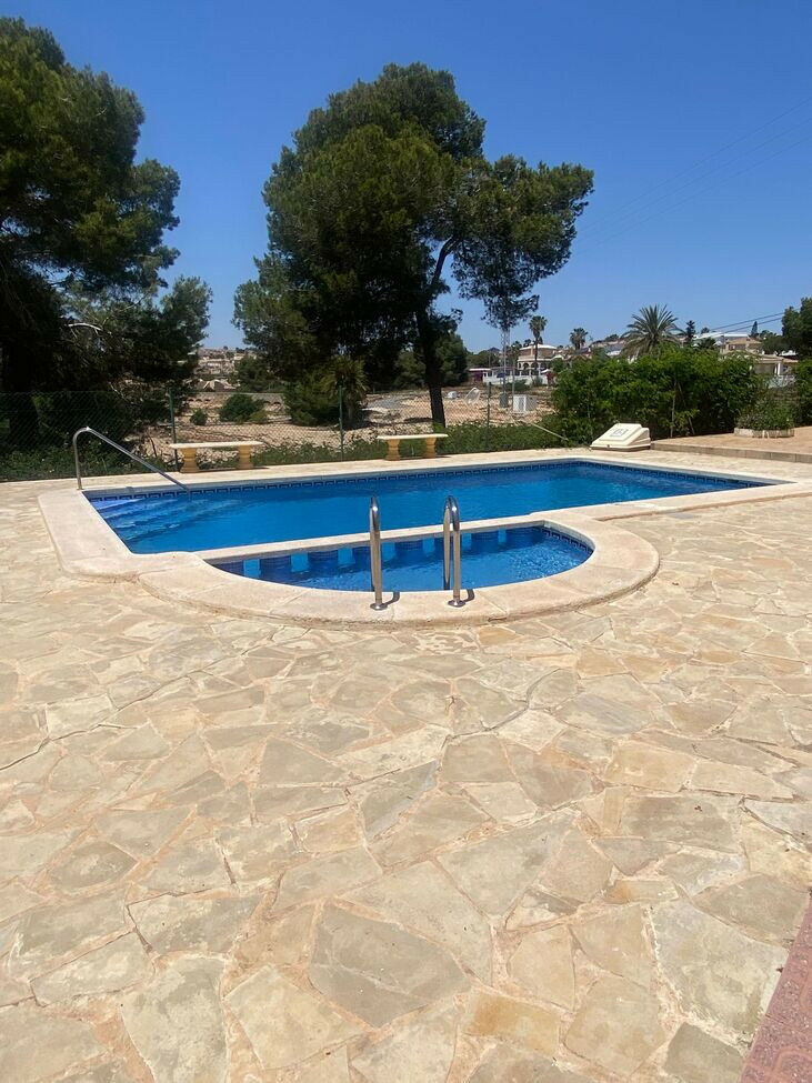 Middle Floor Apartment Lo Pepin Alicante - image 2