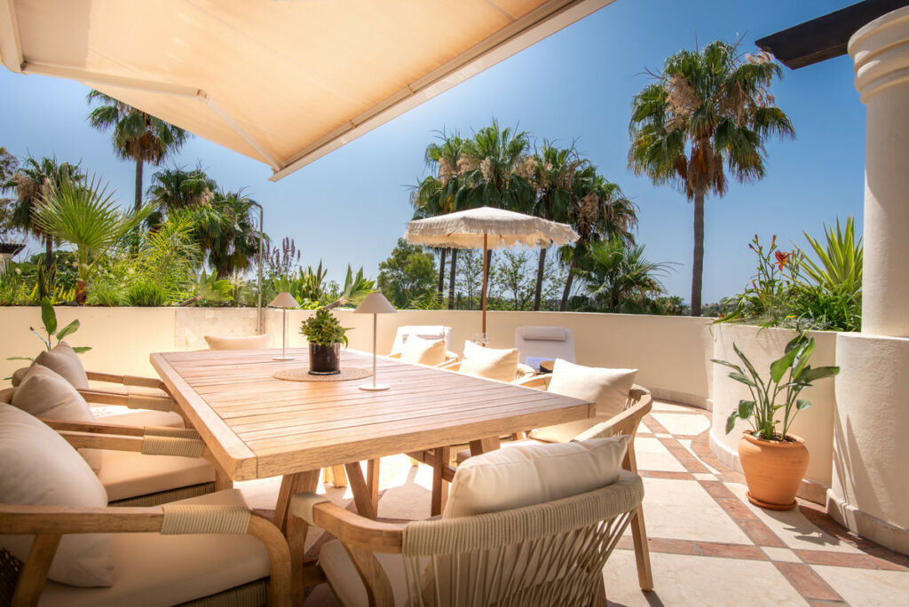 Penthouse Duplex Nueva Andalucía Málaga - image 2