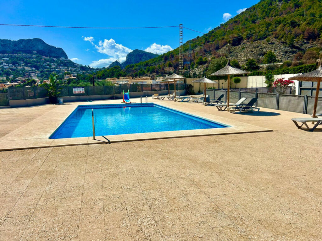 Townhouse Calpe Alicante - image 2