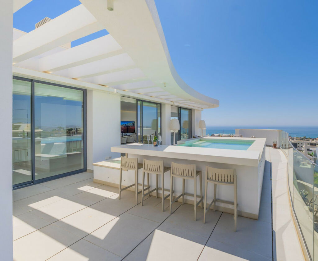 Penthouse Fuengirola Málaga - image 2