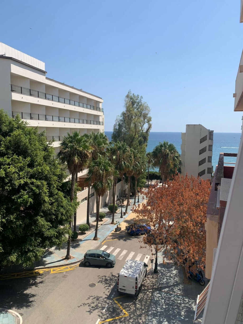 Middle Floor Apartment Marbella Málaga - image 2