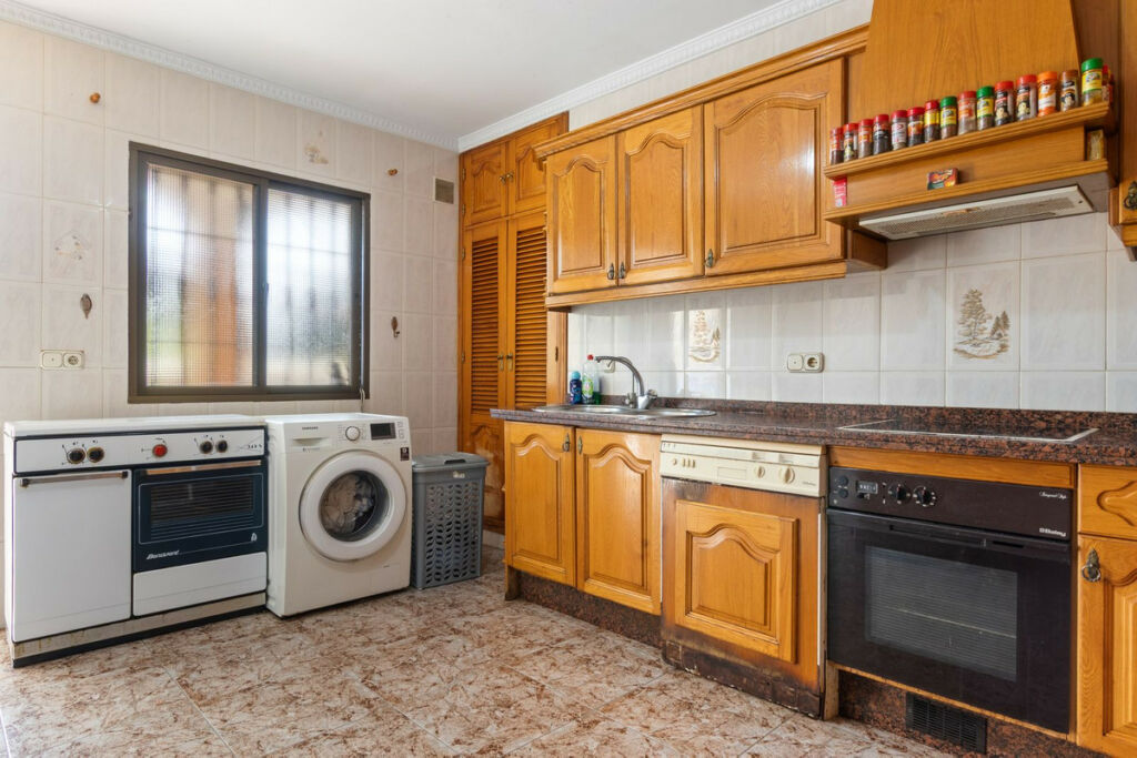 Detached Villa Alhaurín de la Torre Málaga - image 2