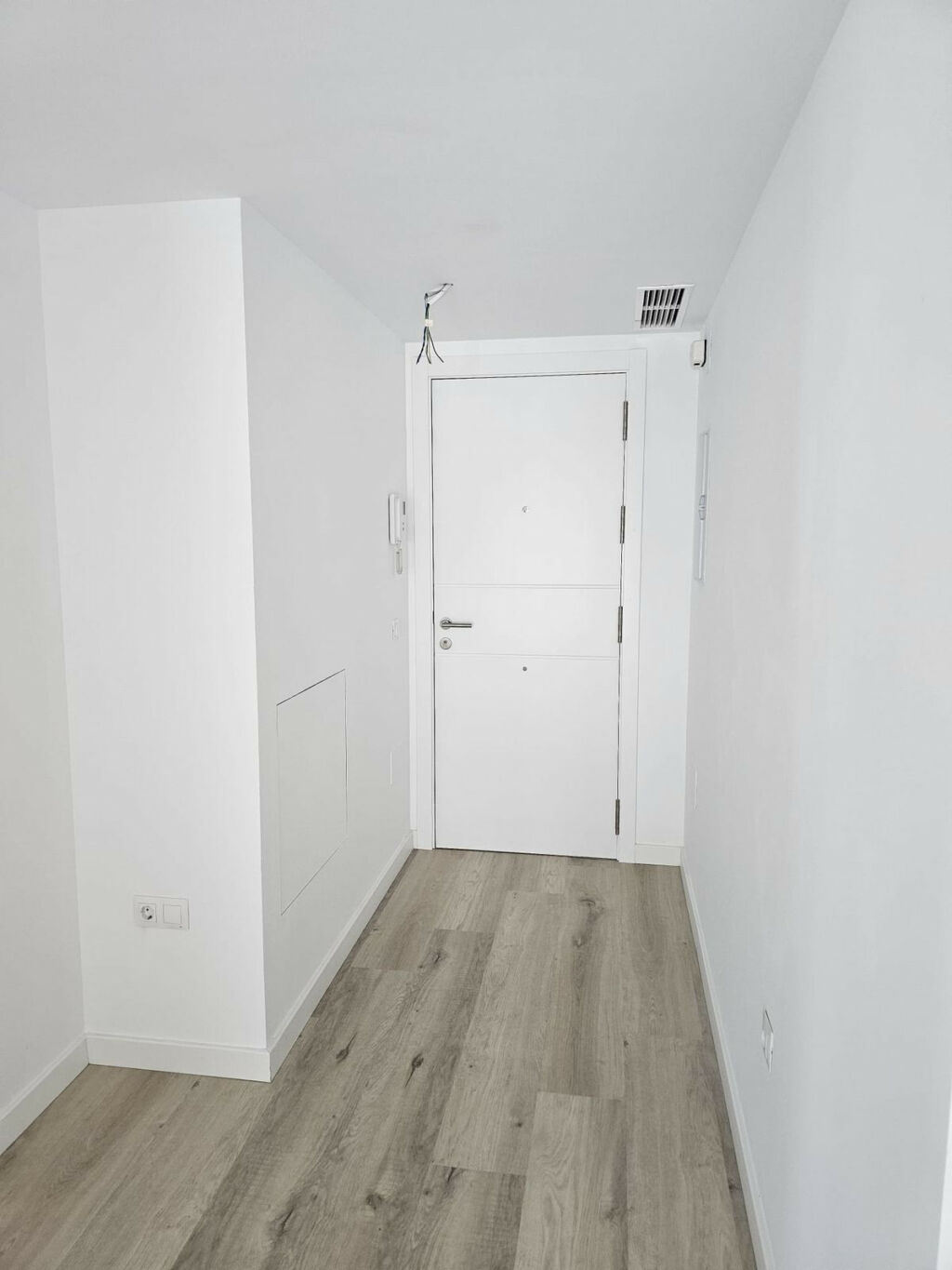 Top Floor Apartment La Campana Málaga - image 2