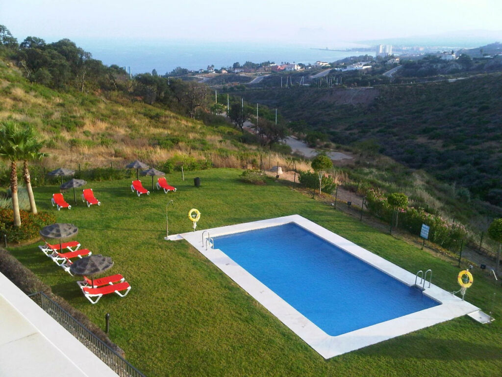 Ground Floor Apartment Manilva Málaga - image 2