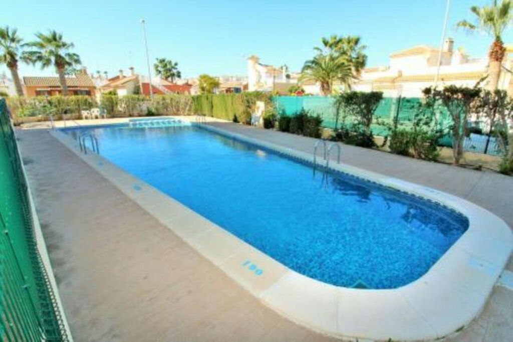 Ground Floor Apartment Playa Flamenca Alicante - image 2